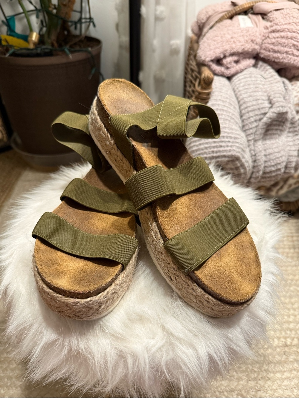 Steve Madden Olive Green Espadrille Platform Sandals